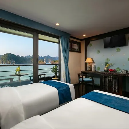 Nostalgia Halong Cruise Hotel Ha Long Exterior photo