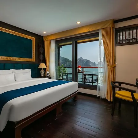 Nostalgia Halong Cruise Hotel Ha Long Exterior photo